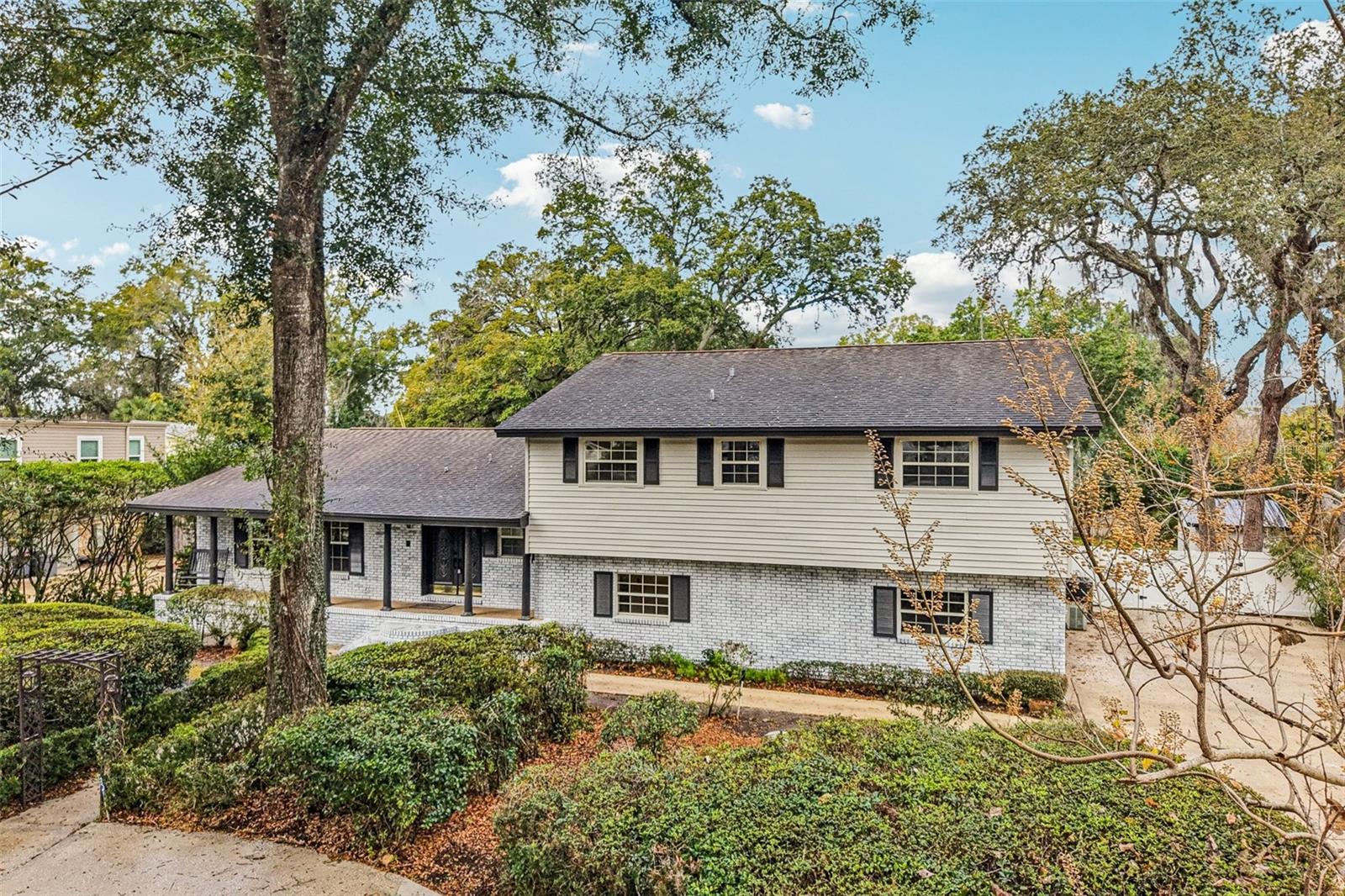 Image 61 of 85 For 610 Spring Valley Road