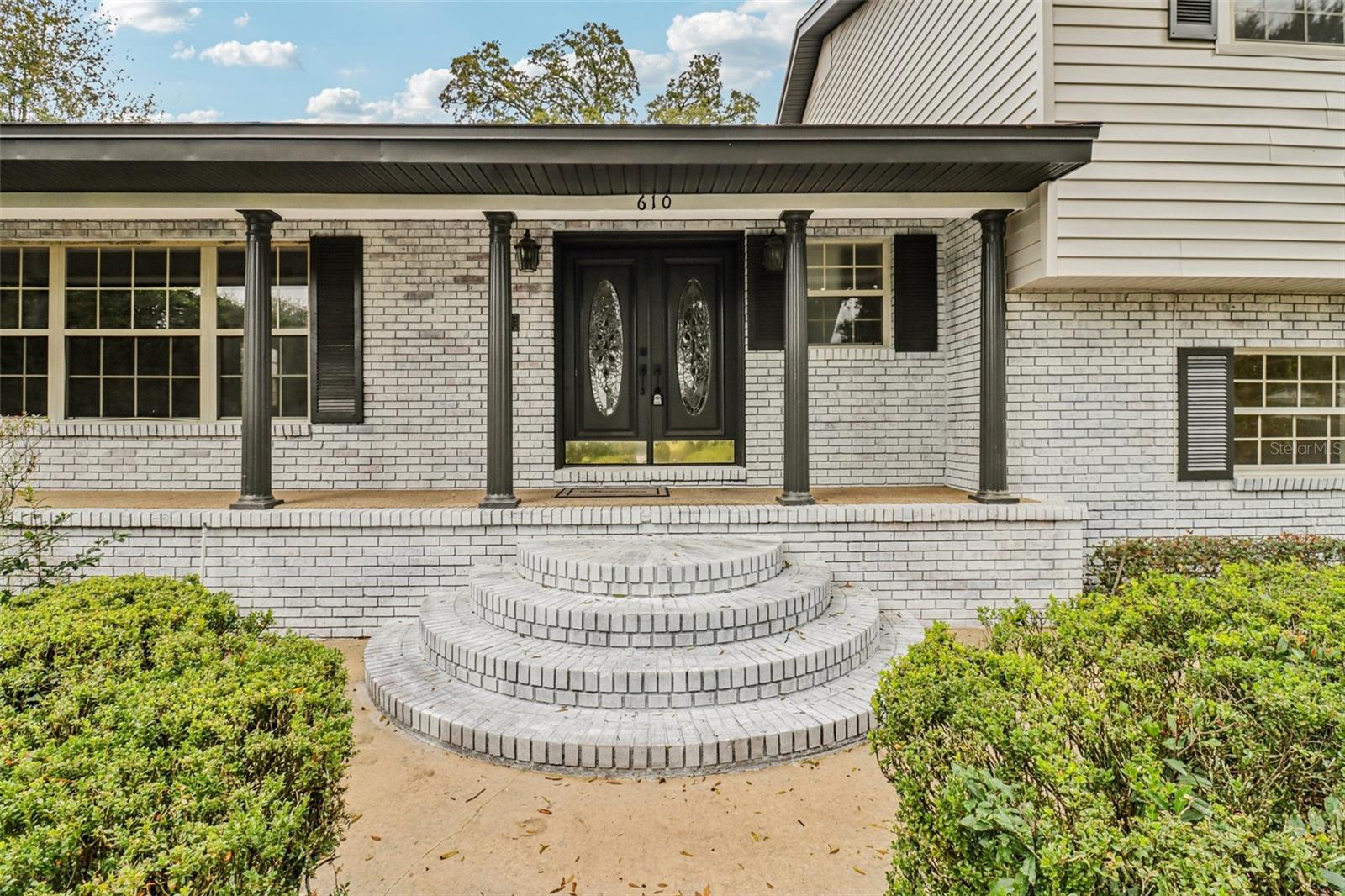 Image 9 of 85 For 610 Spring Valley Road