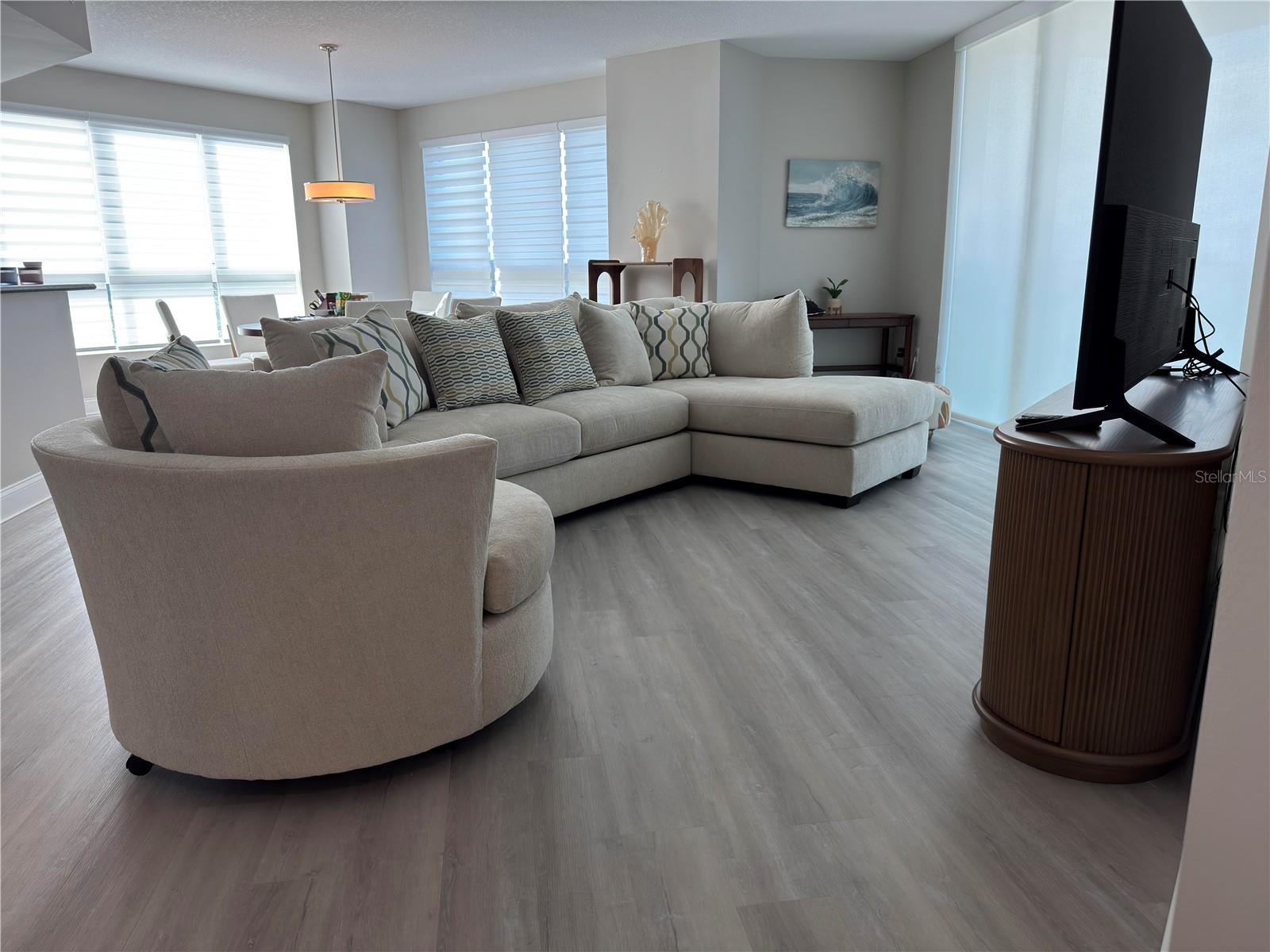 Image 16 of 29 For 241 Riverside Drive 410