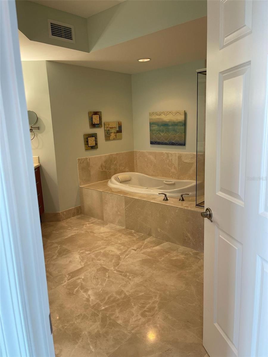 Image 25 of 29 For 241 Riverside Drive 410