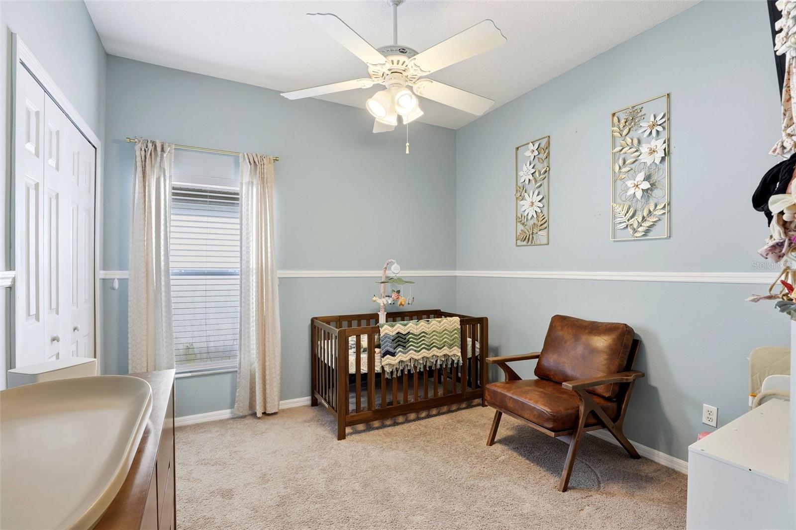 Image 25 of 46 For 13567 Mirror Lake Drive