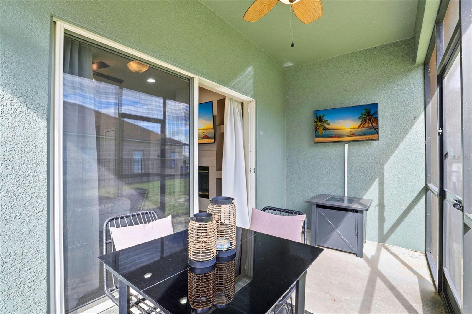 Image 30 of 46 For 13567 Mirror Lake Drive