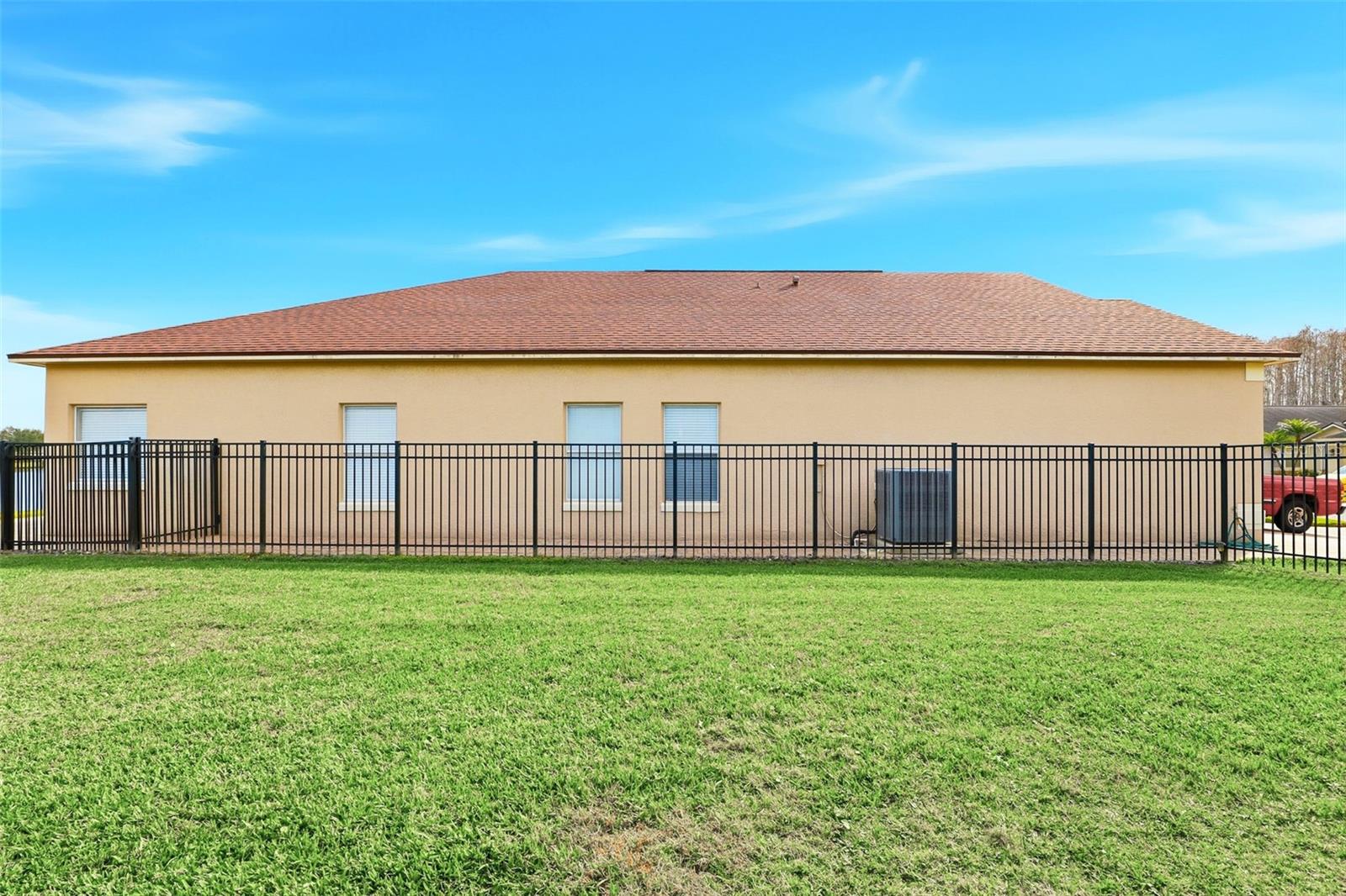 Image 33 of 46 For 13567 Mirror Lake Drive