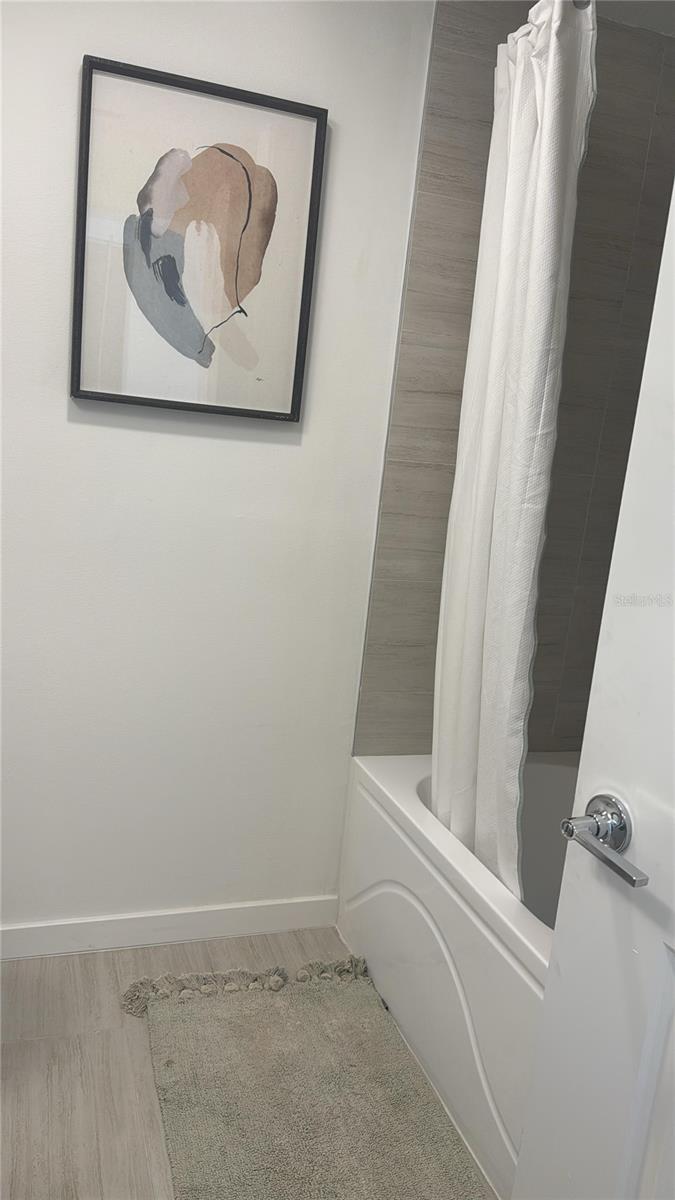 Image 6 of 36 For 5587 Millenia Park Boulevard 224