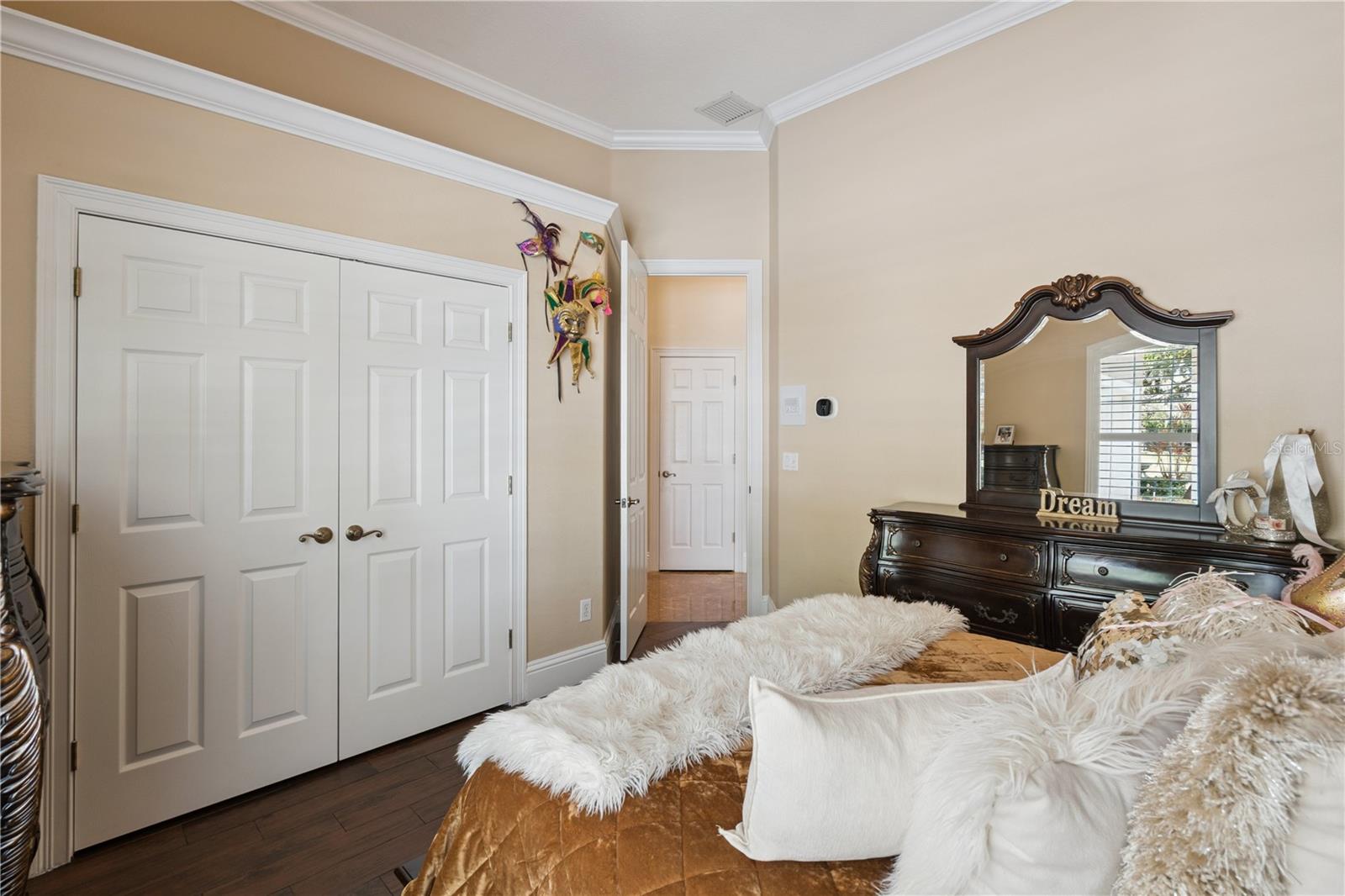 Image 20 of 38 For 9200 Island Lake Court