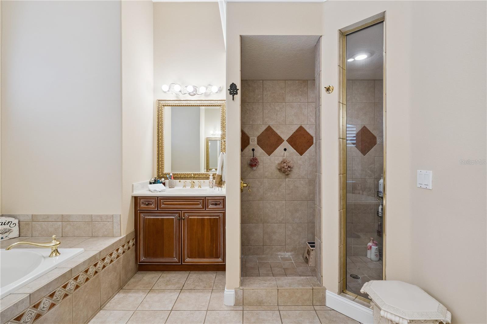 Image 30 of 38 For 9200 Island Lake Court