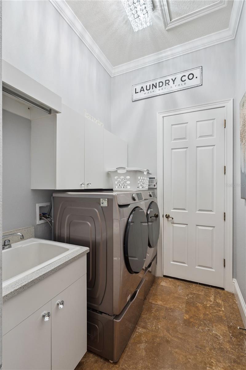 Image 31 of 38 For 9200 Island Lake Court