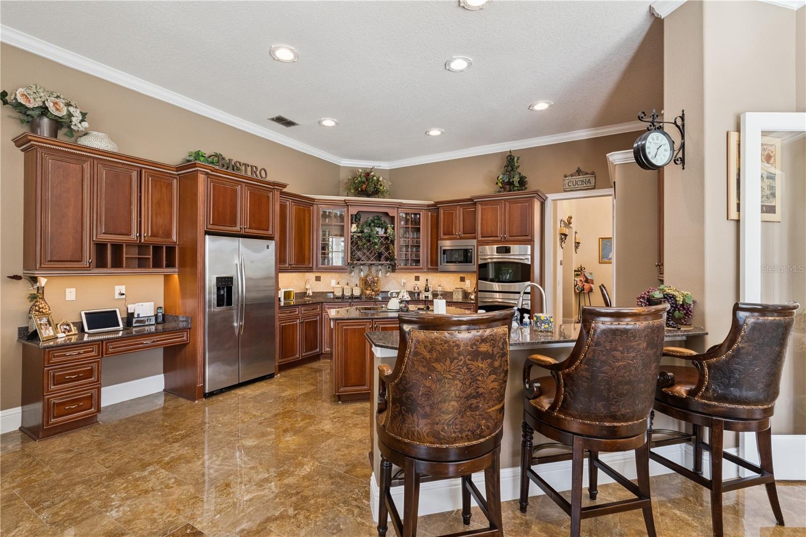 Image 7 of 38 For 9200 Island Lake Court