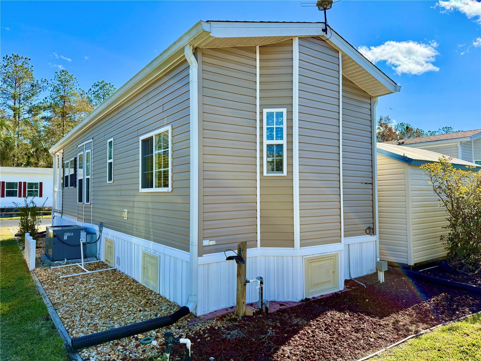 Image 14 of 91 For 3100 104th Terrace