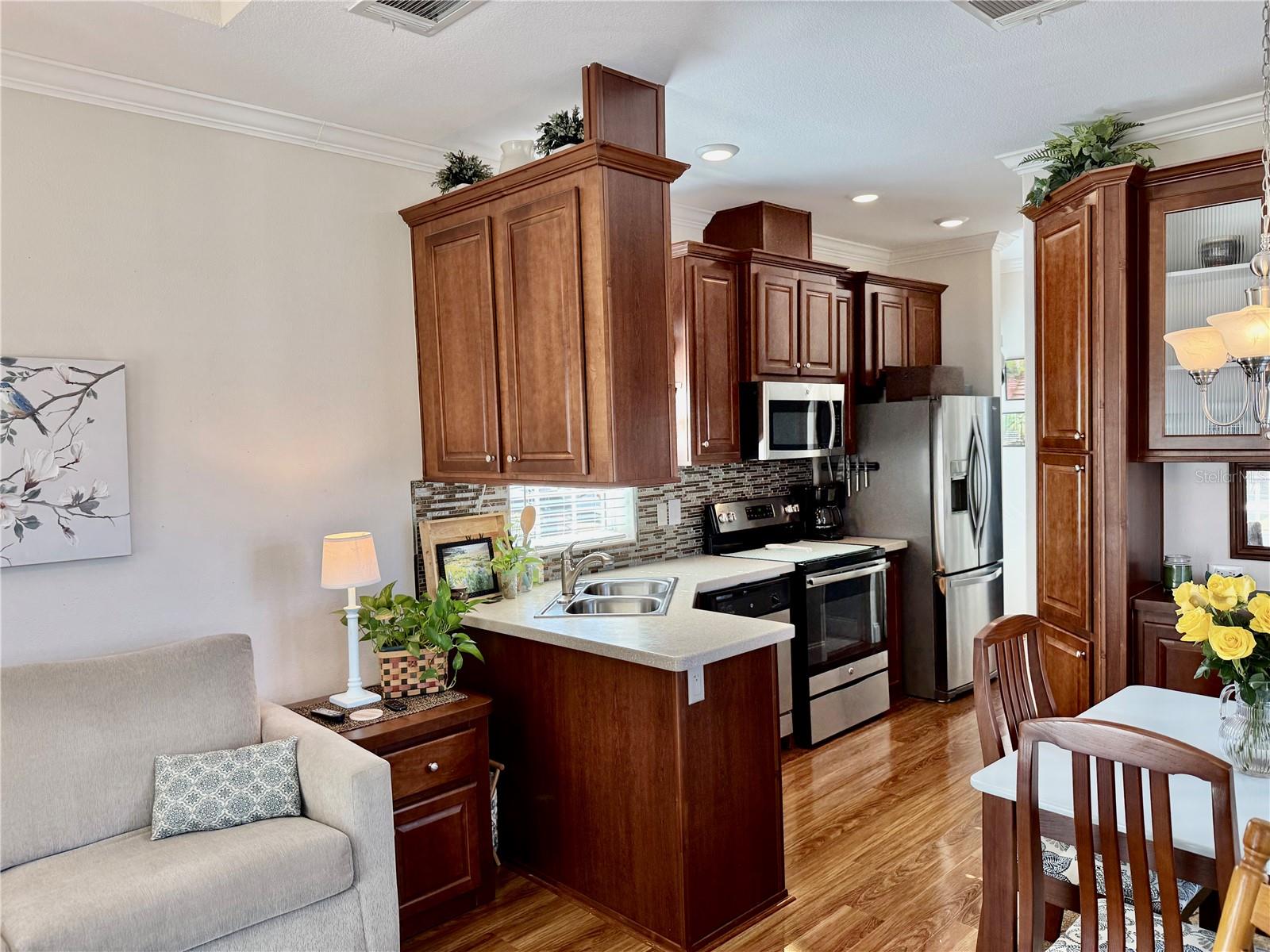 Image 32 of 91 For 3100 104th Terrace