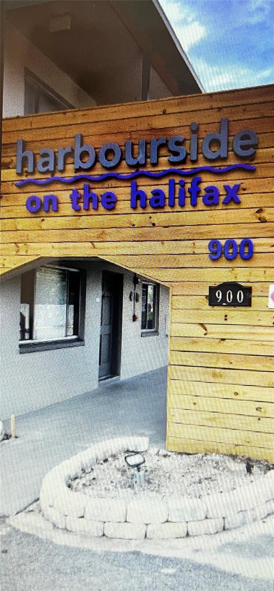 Image 8 of 8 For 900 Peninsula Drive 111