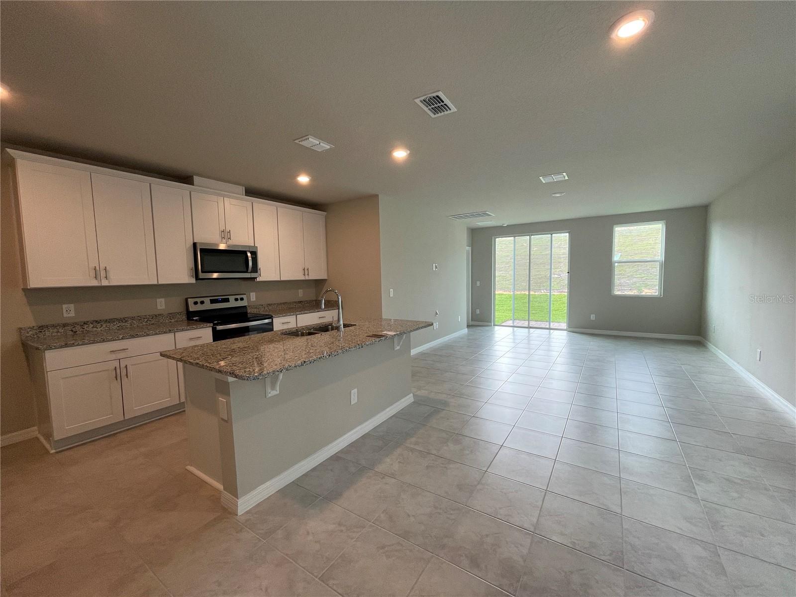 Image 3 of 18 For 3152 Bella Vista Drive