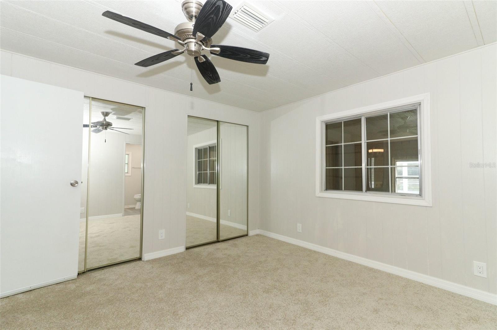 Image 14 of 47 For 219 El Camino