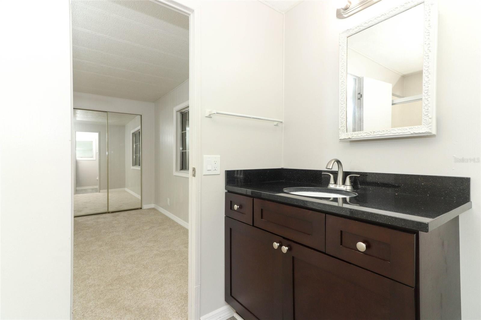 Image 16 of 47 For 219 El Camino