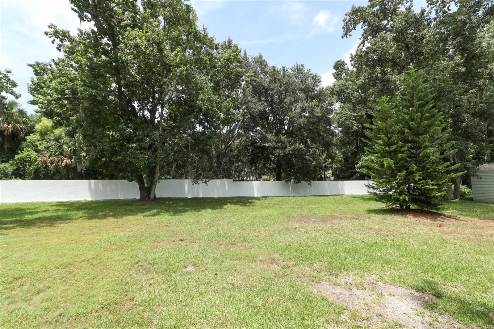 Image 28 of 47 For 219 El Camino