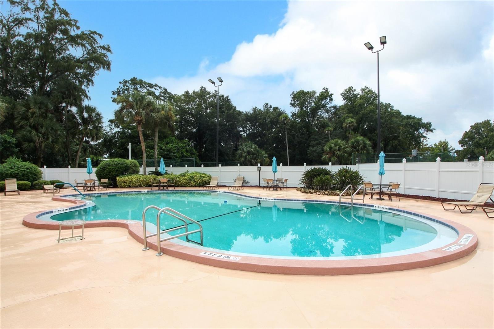 Image 31 of 47 For 219 El Camino