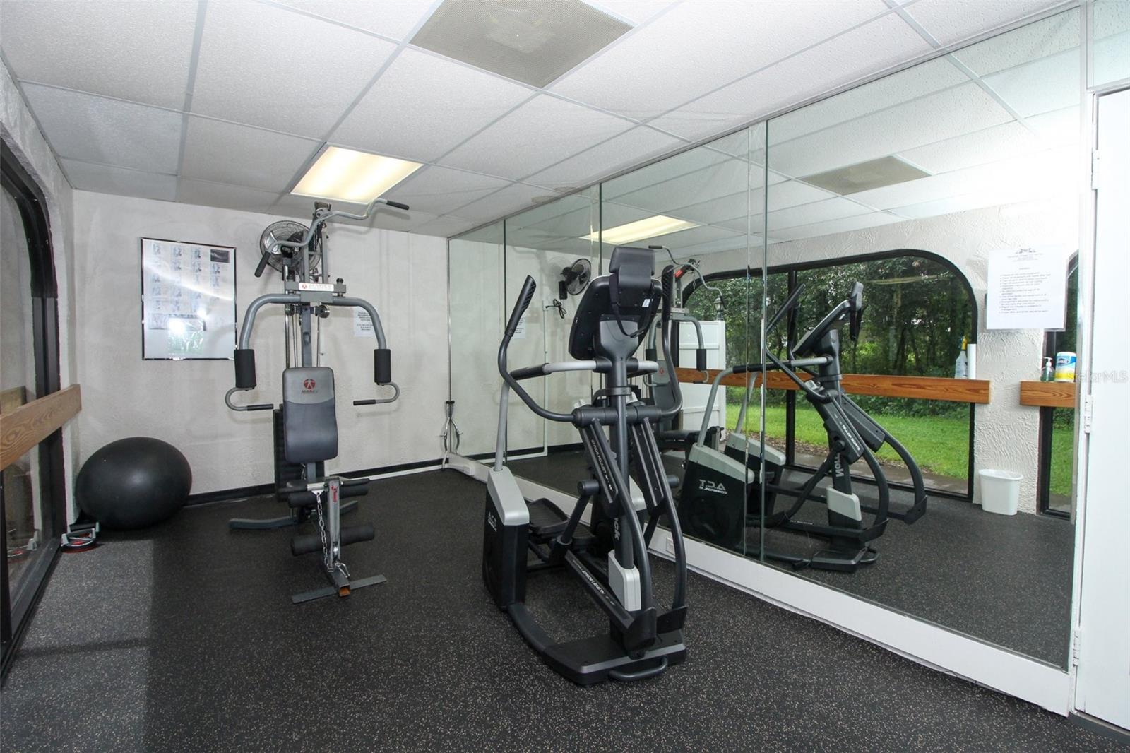 Image 36 of 47 For 219 El Camino