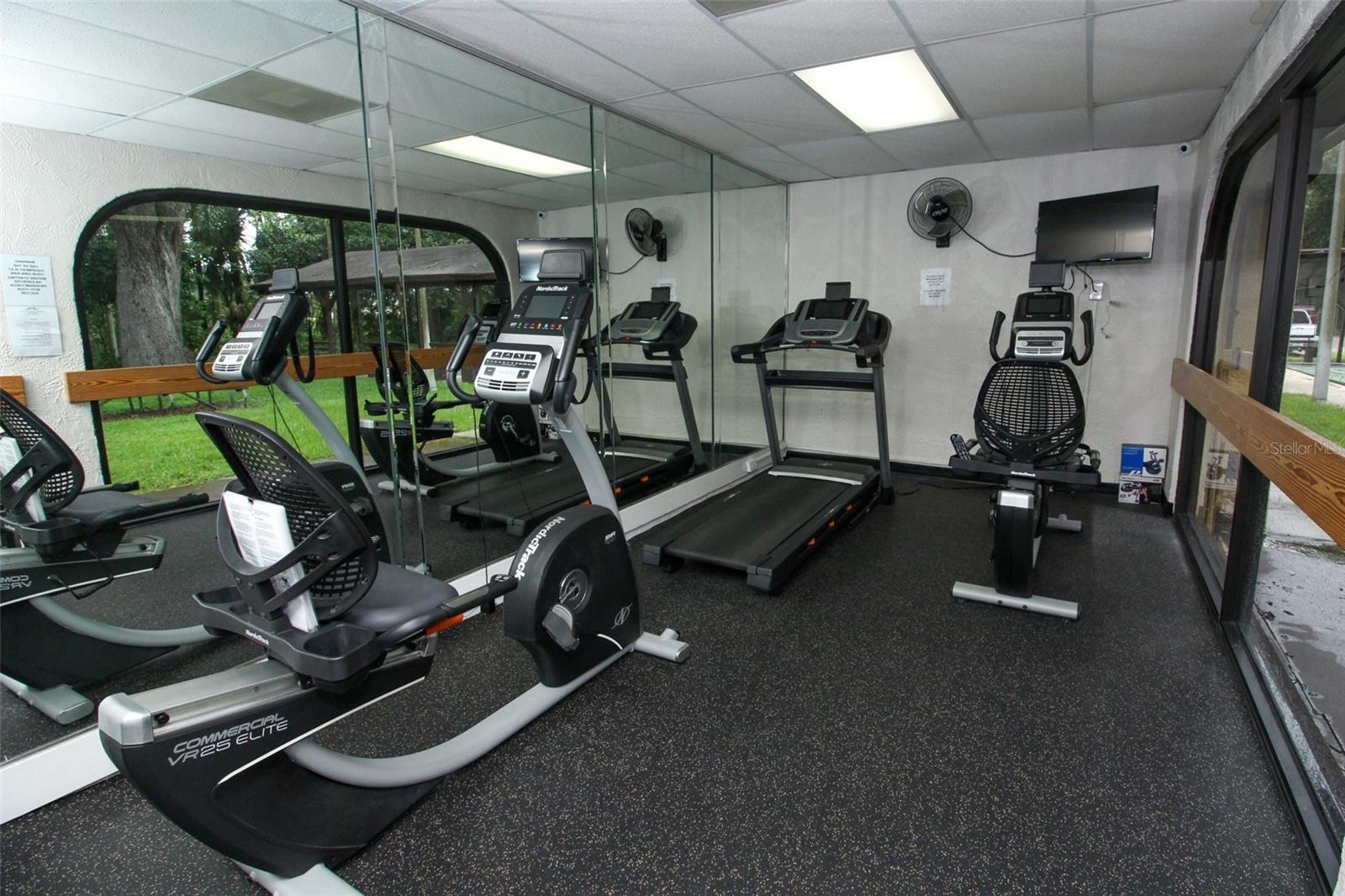 Image 37 of 47 For 219 El Camino