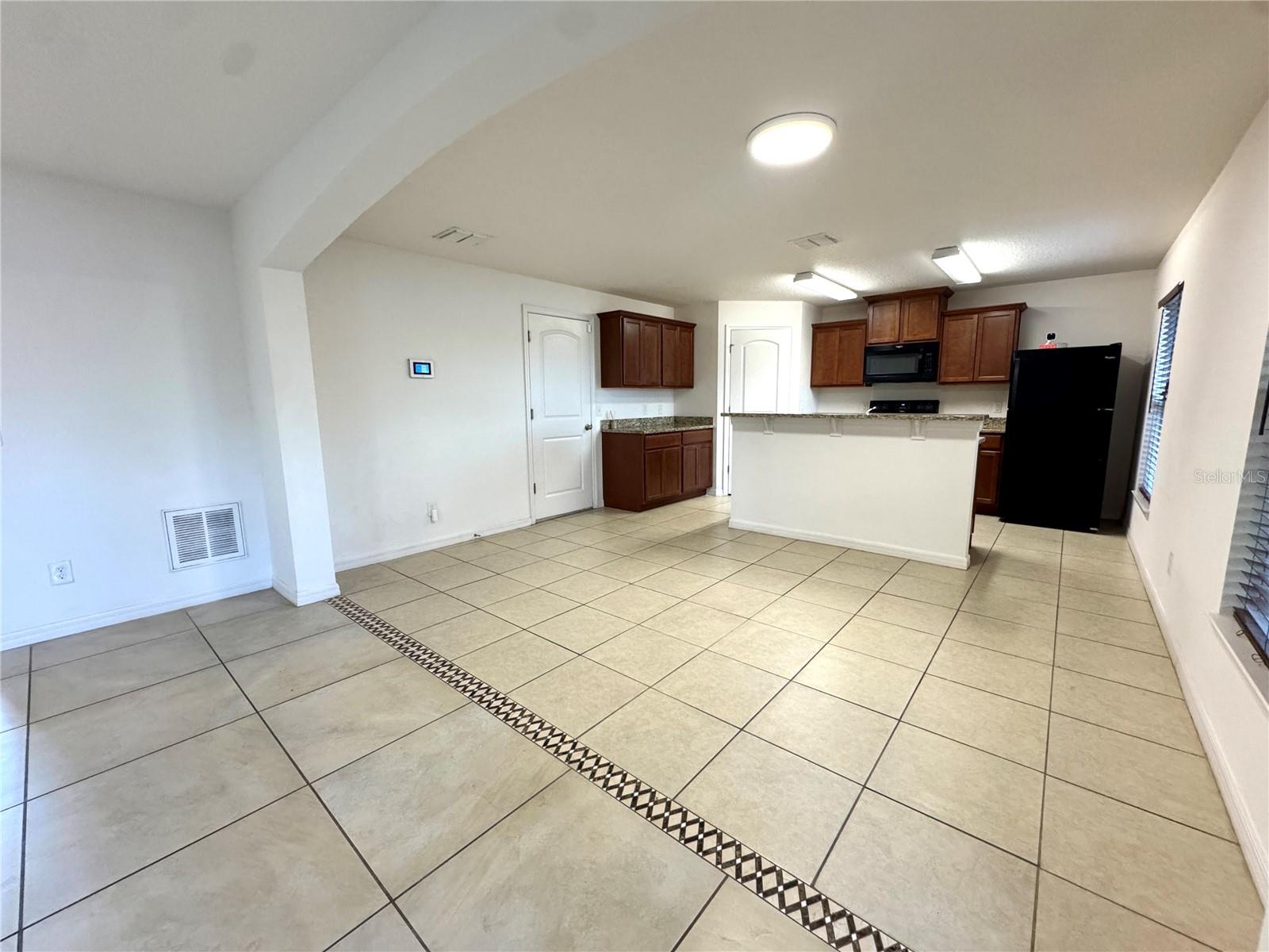 Image 10 of 32 For 5673 Elsinore Way