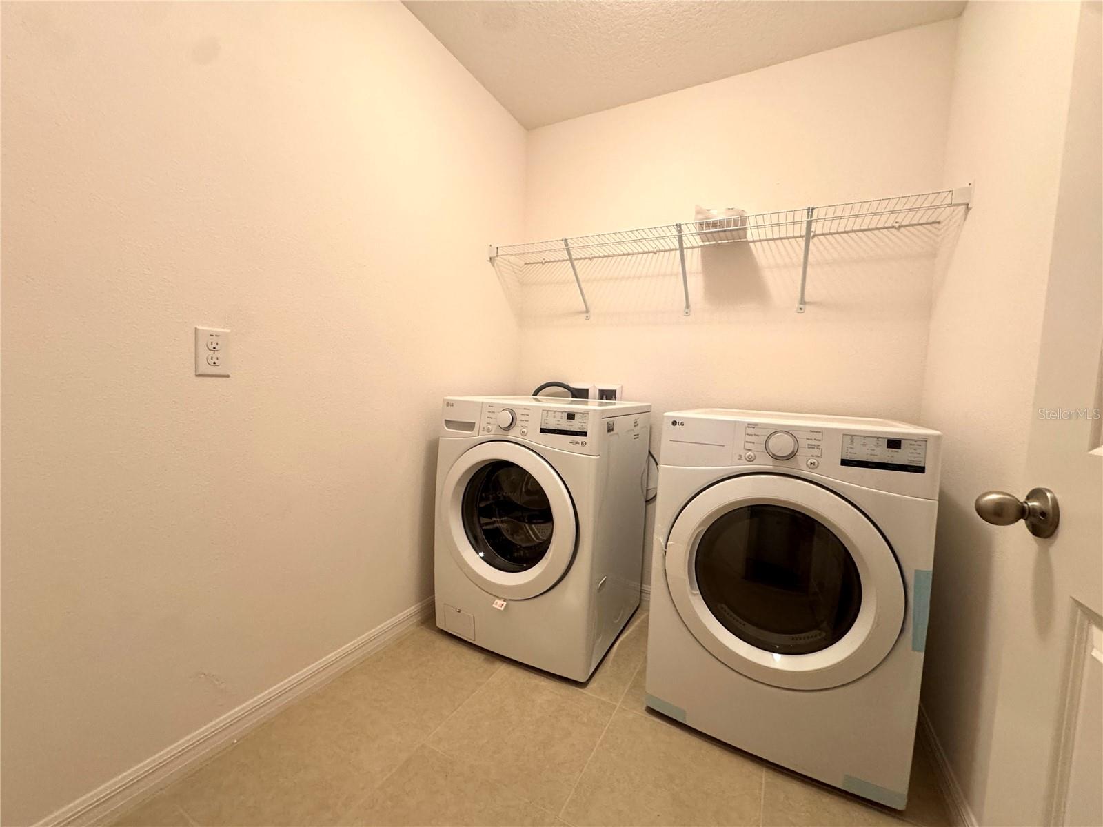 Image 23 of 32 For 5673 Elsinore Way