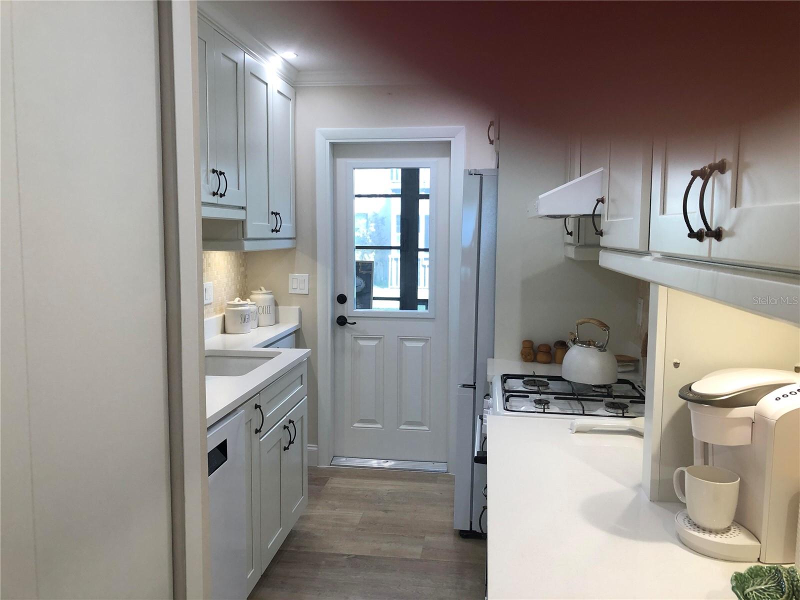 Image 6 of 15 For 5969 Terrace Park Drive N 104