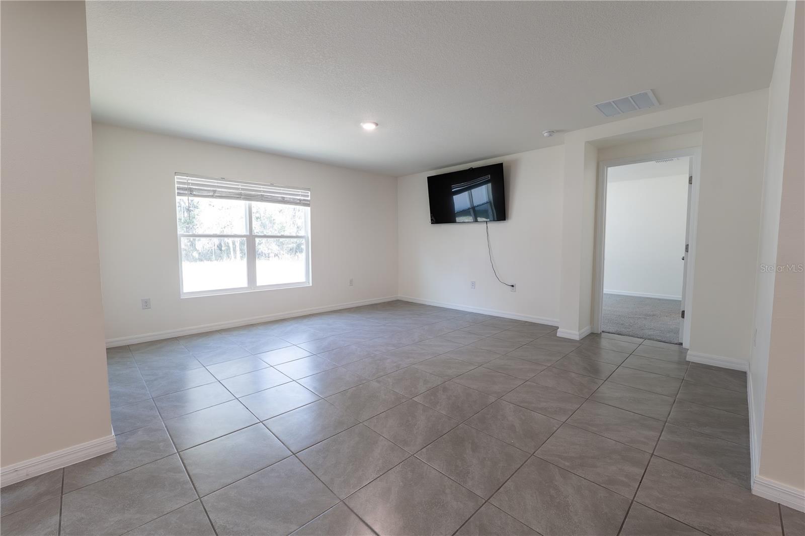 Image 14 of 25 For 11272 67th Circle