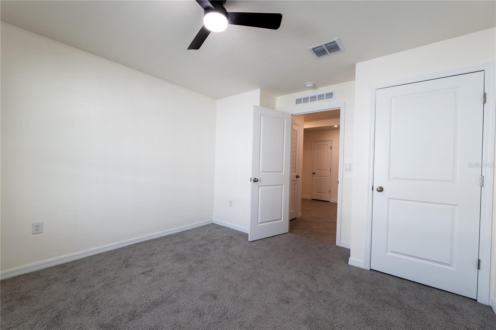 Image 19 of 25 For 11272 67th Circle