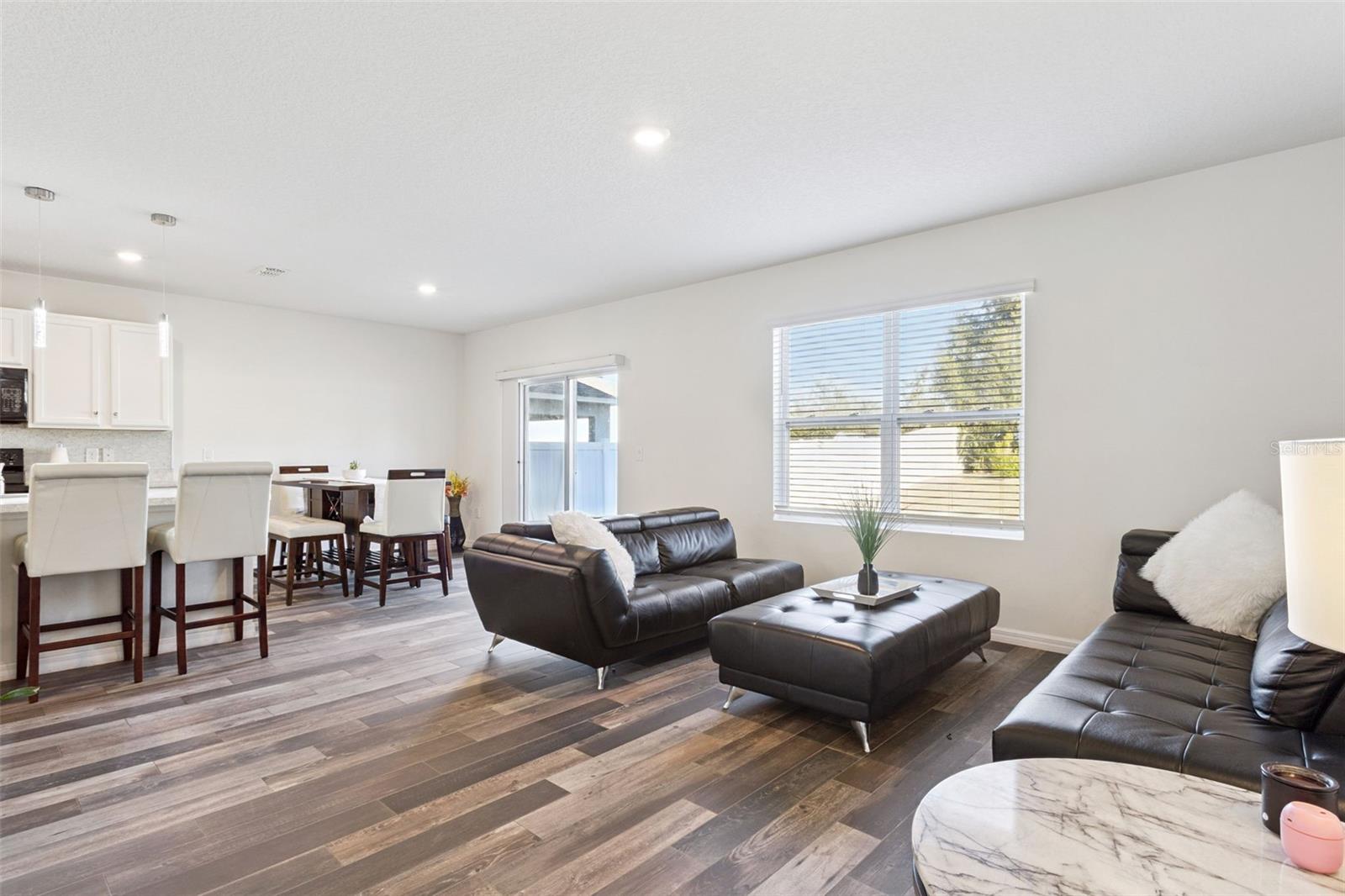 Image 13 of 51 For 5974 Churchill Square Way