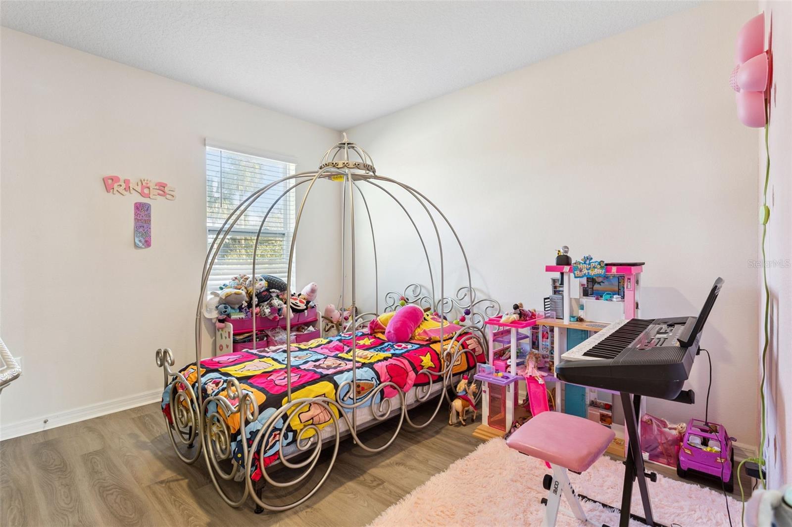 Image 30 of 51 For 5974 Churchill Square Way