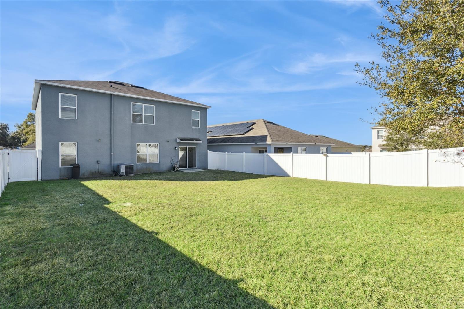 Image 39 of 51 For 5974 Churchill Square Way