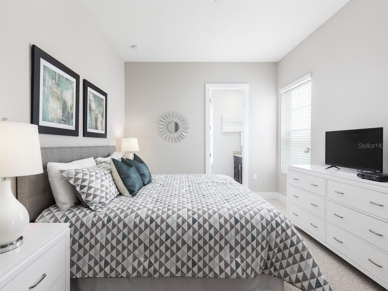 Listing photo id 8 for 7538 Sunville Avenue