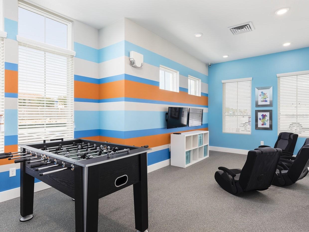 Listing photo id 28 for 7538 Sunville Avenue