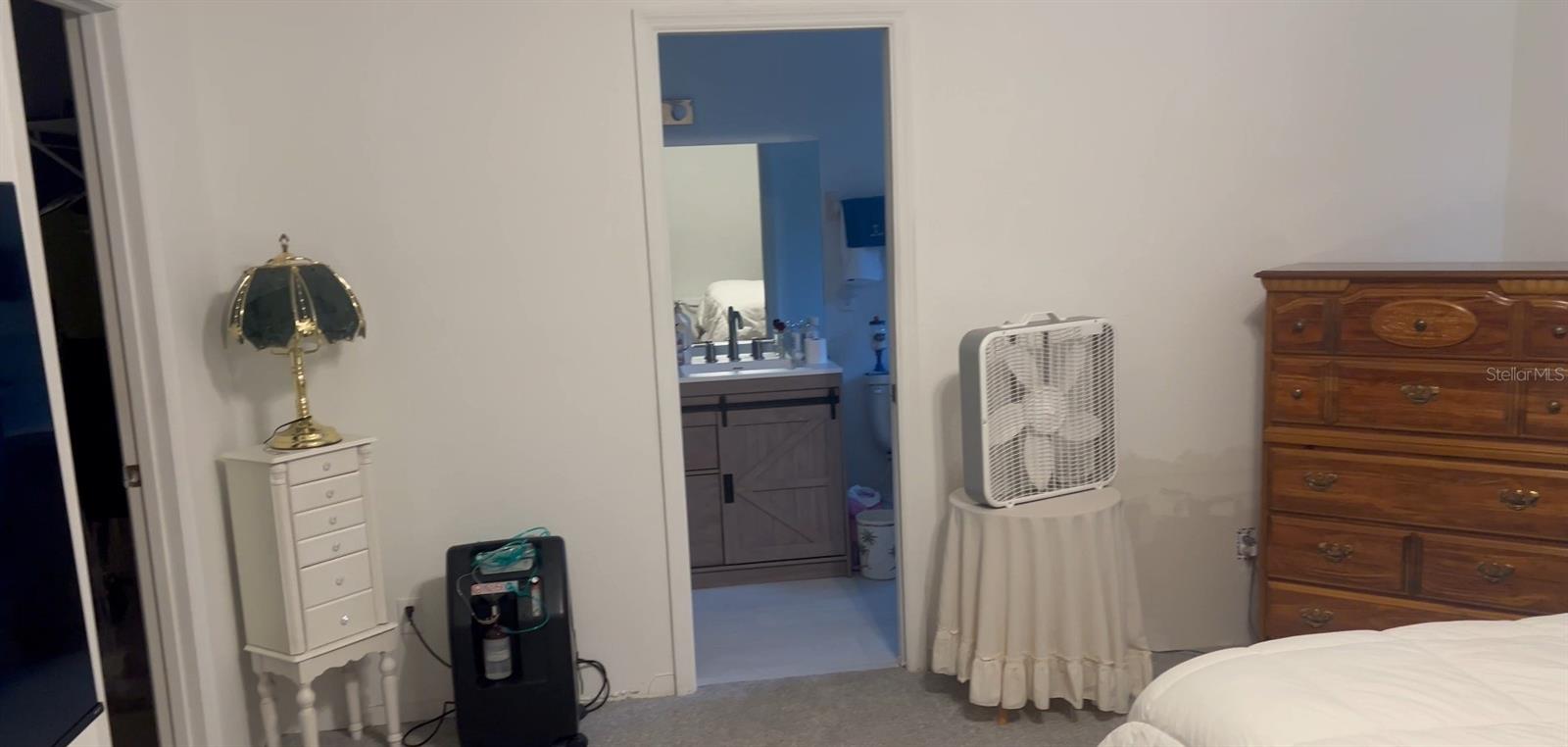 Image 4 of 9 For 909 Palmetto Street