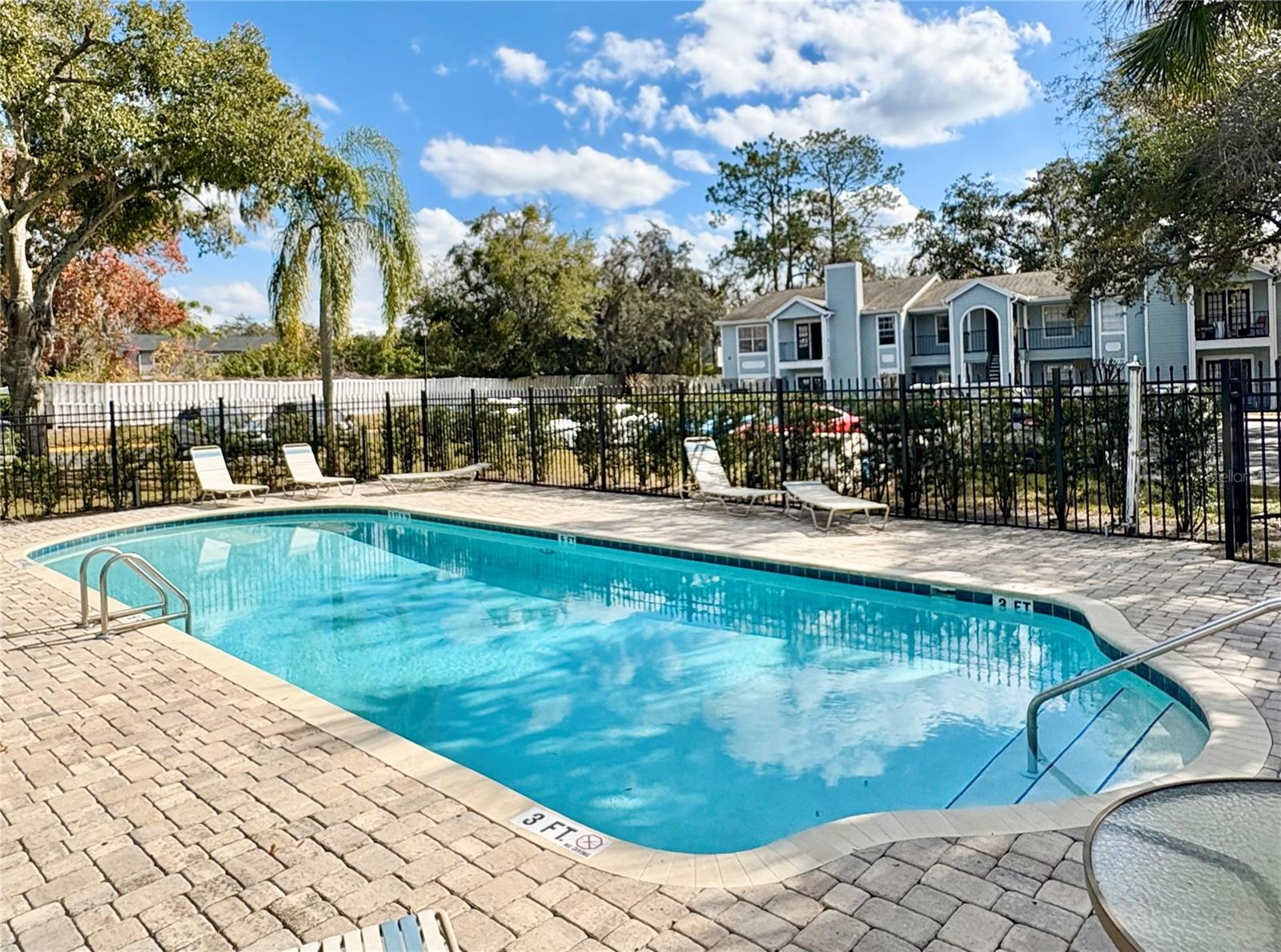 Image 16 of 17 For 2550 Alafaya Trail 6207