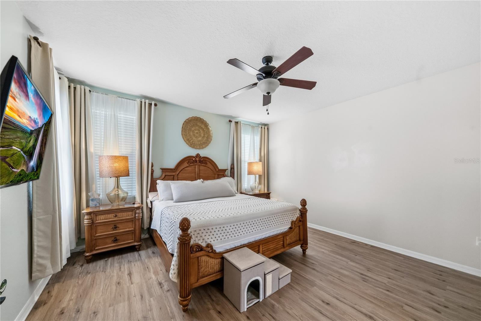 Image 14 of 29 For 3827 Golden Knot Drive