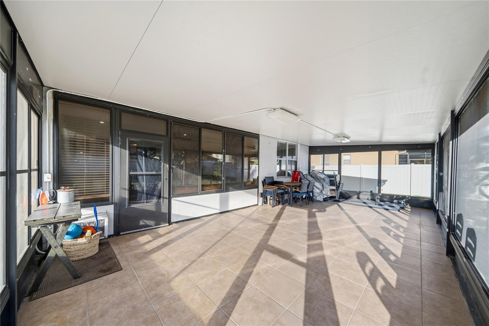 Image 23 of 29 For 3827 Golden Knot Drive