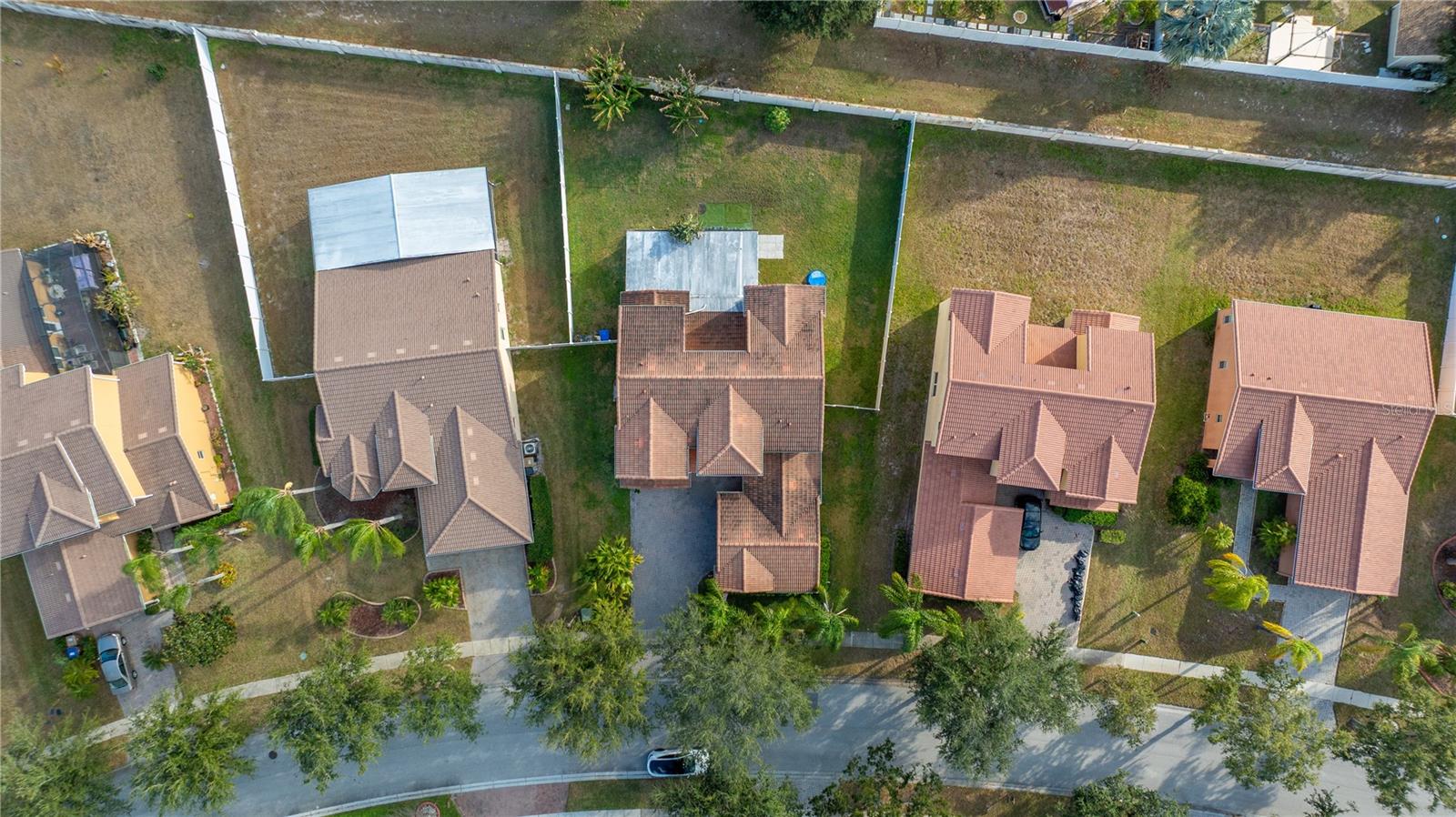 Image 6 of 29 For 3827 Golden Knot Drive