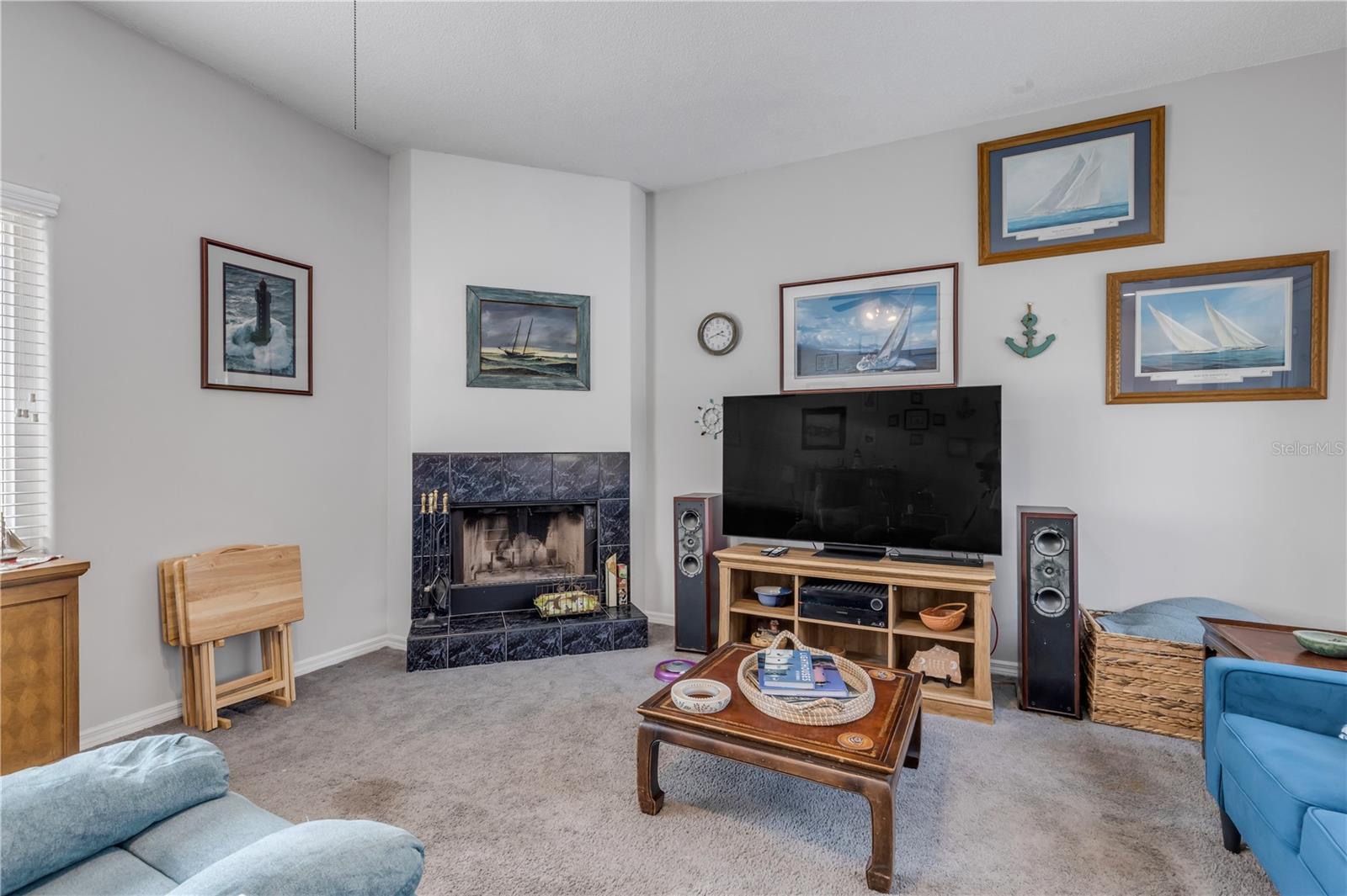 Image 15 of 35 For 4 Woodside Place