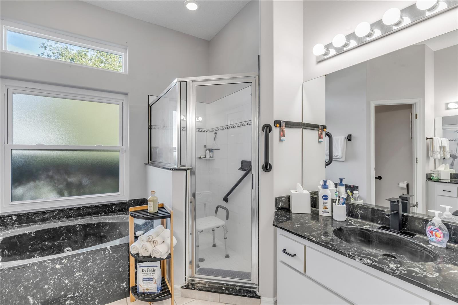 Image 19 of 35 For 4 Woodside Place