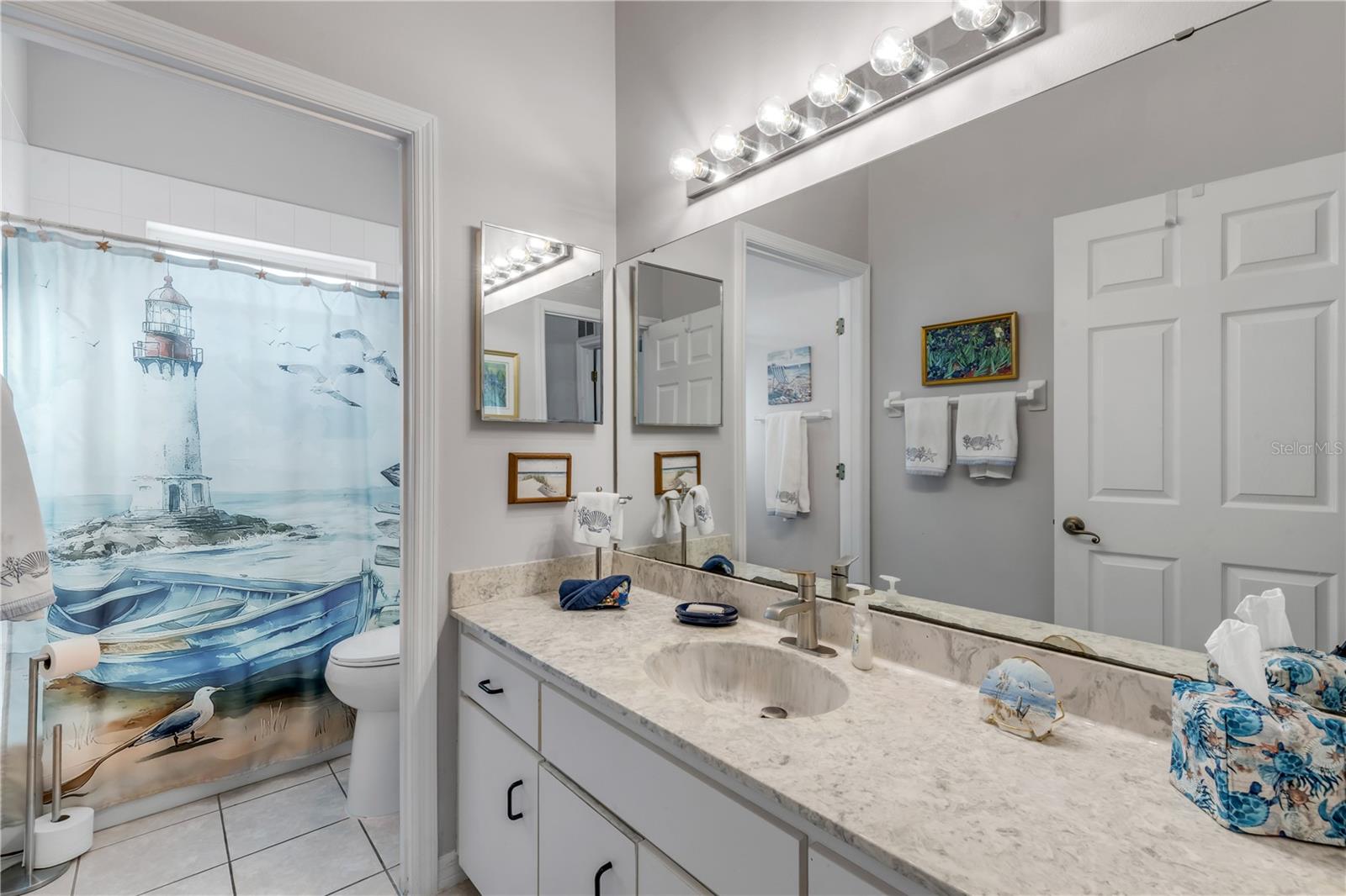 Image 23 of 35 For 4 Woodside Place