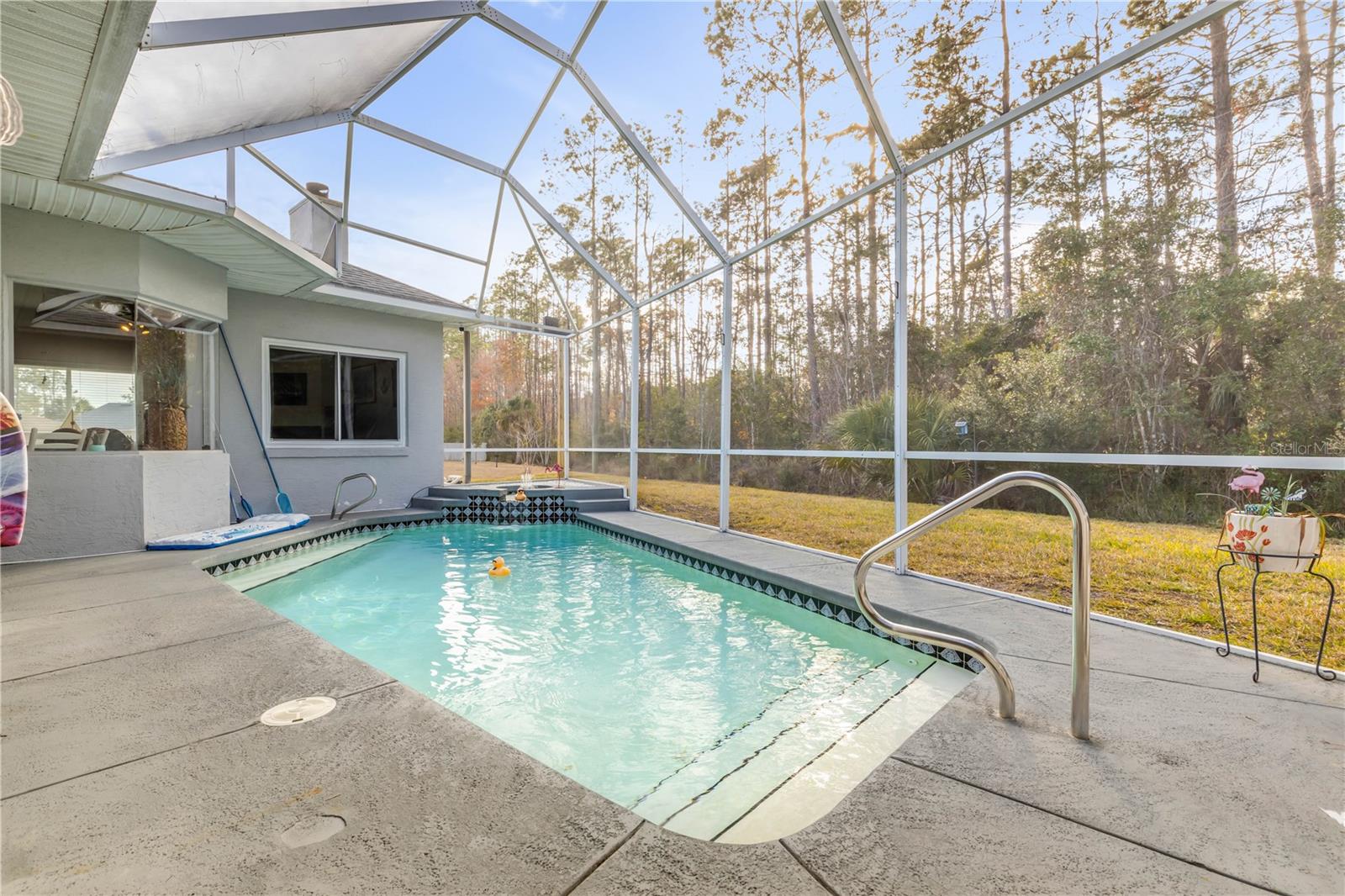 Image 29 of 35 For 4 Woodside Place