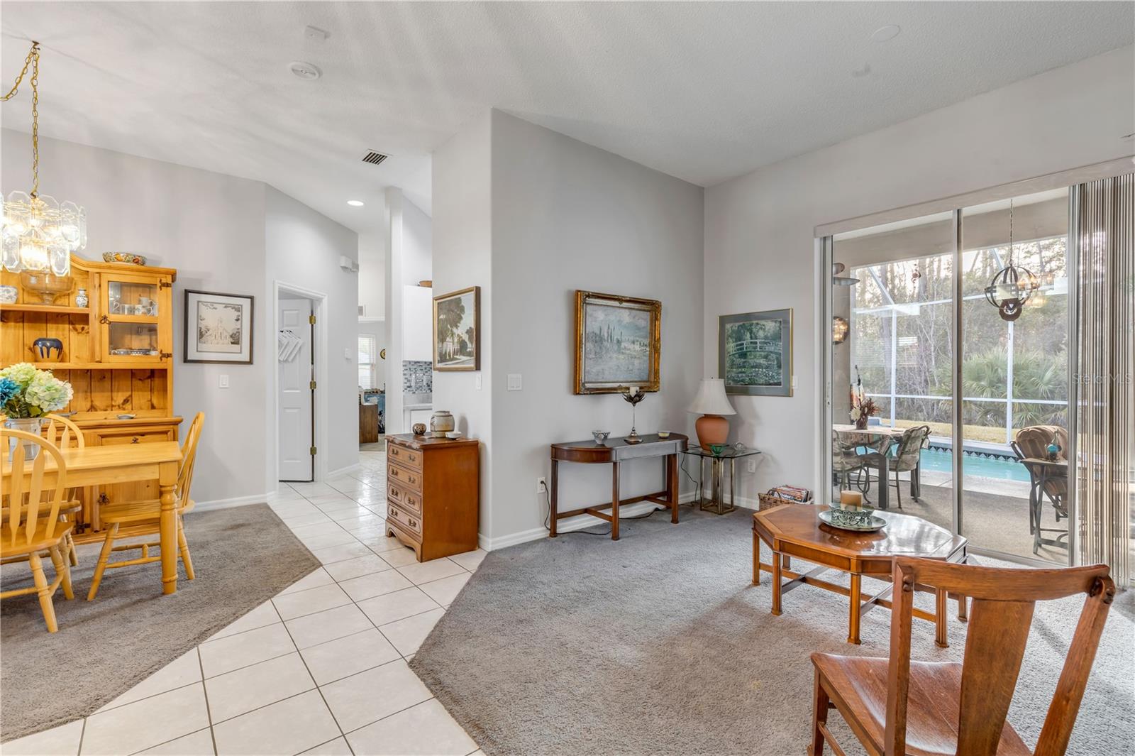 Image 8 of 35 For 4 Woodside Place