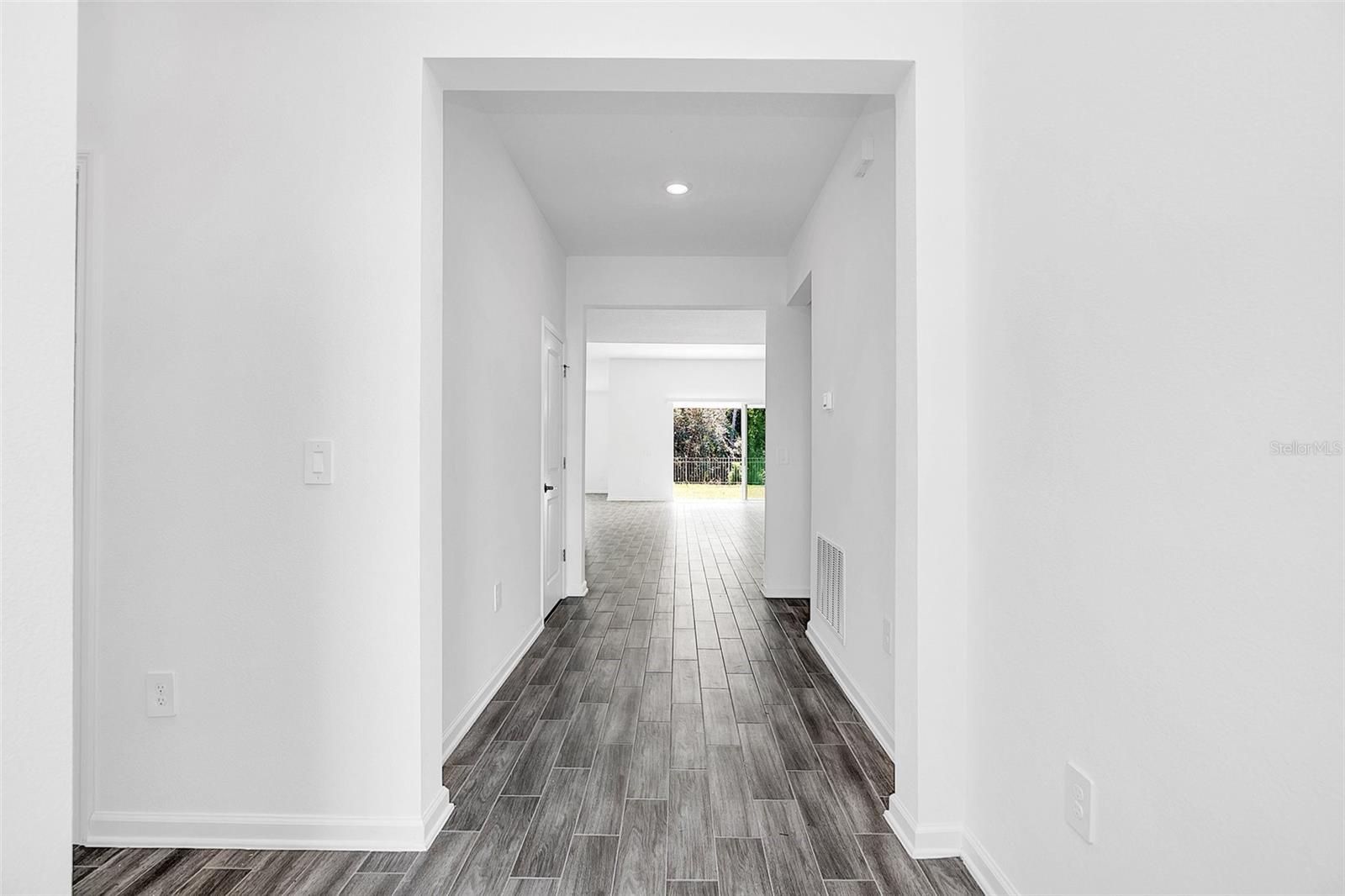 Image 3 of 29 For 6306 Lakepine Street