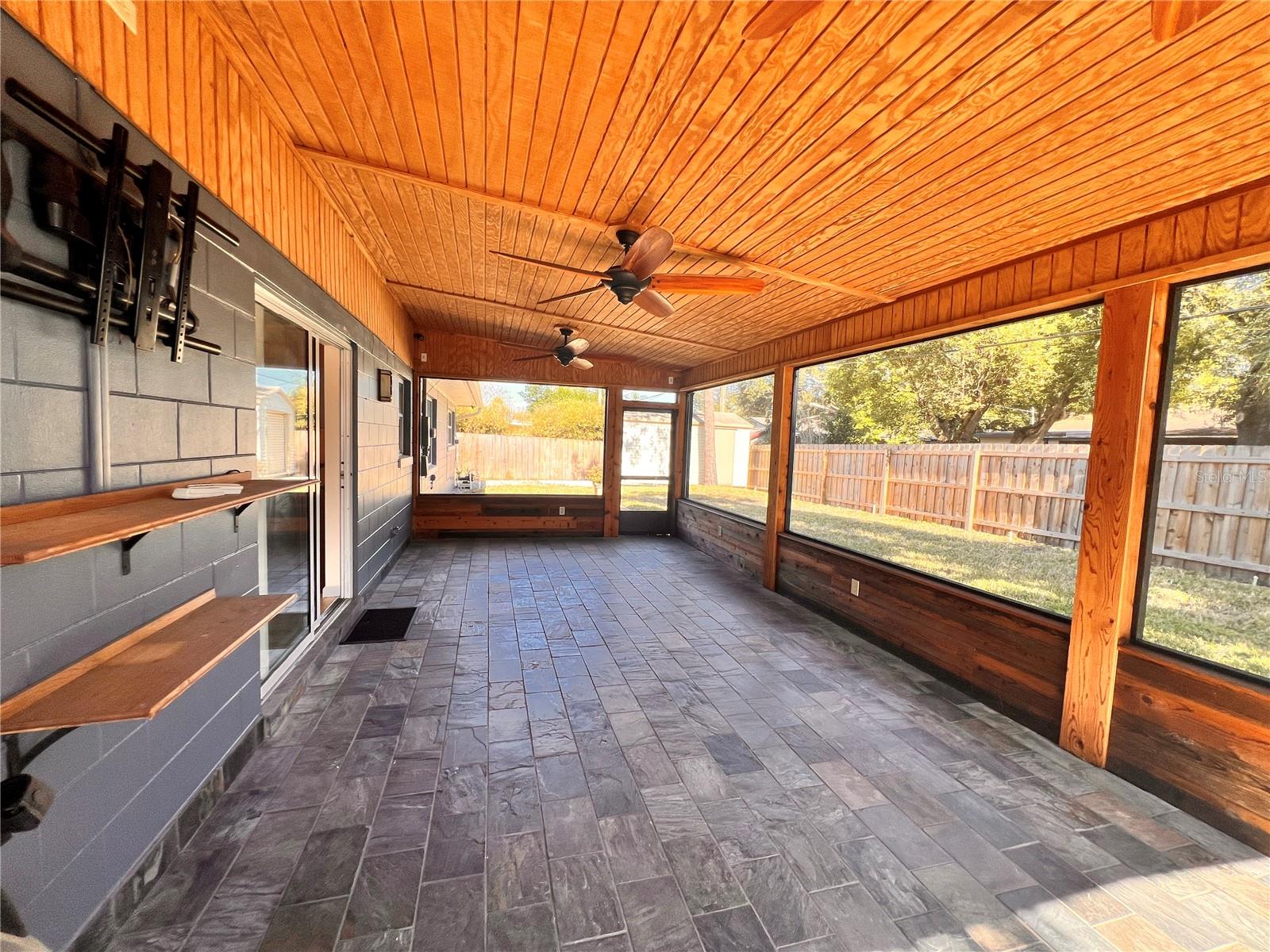 Image 20 of 24 For 807 Morocco Avenue