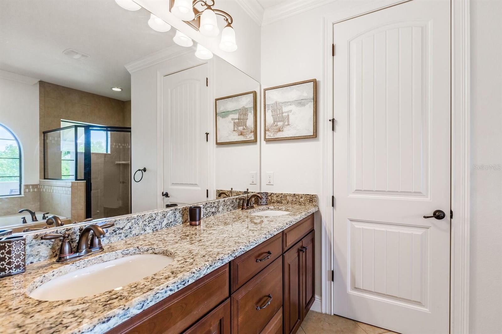 Image 15 of 81 For 1041 Castle Pines Court