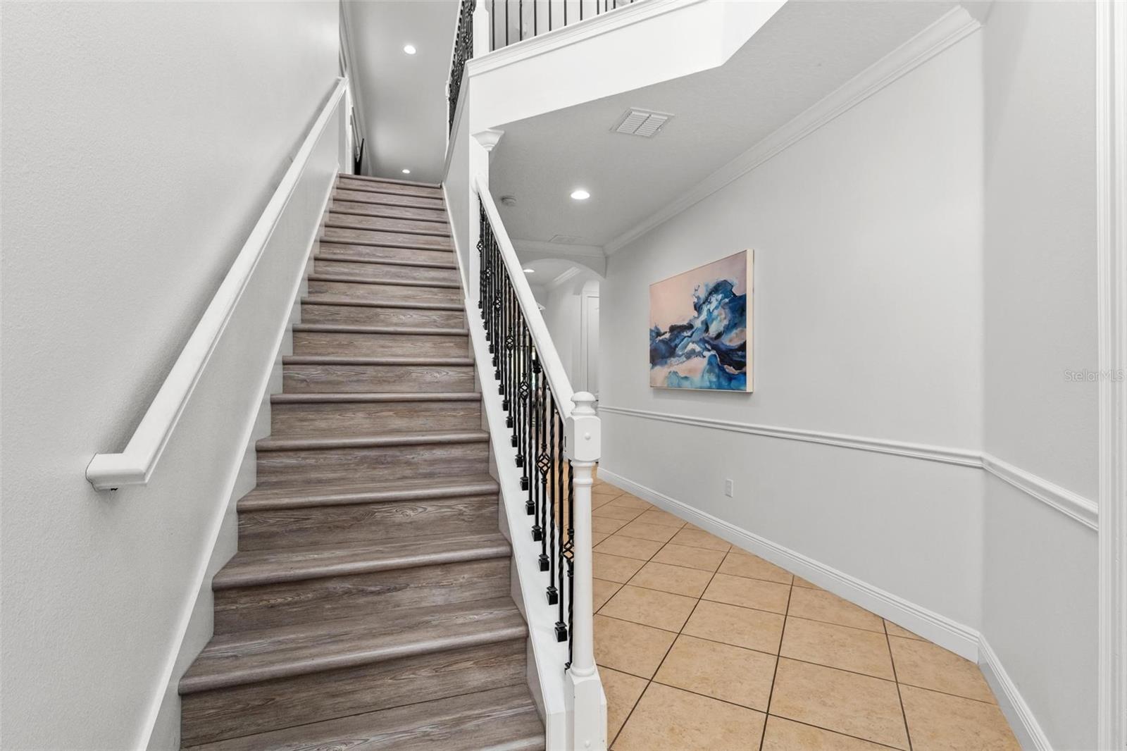 Image 34 of 81 For 1041 Castle Pines Court