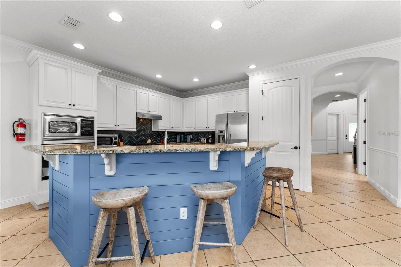 Image 42 of 81 For 1041 Castle Pines Court