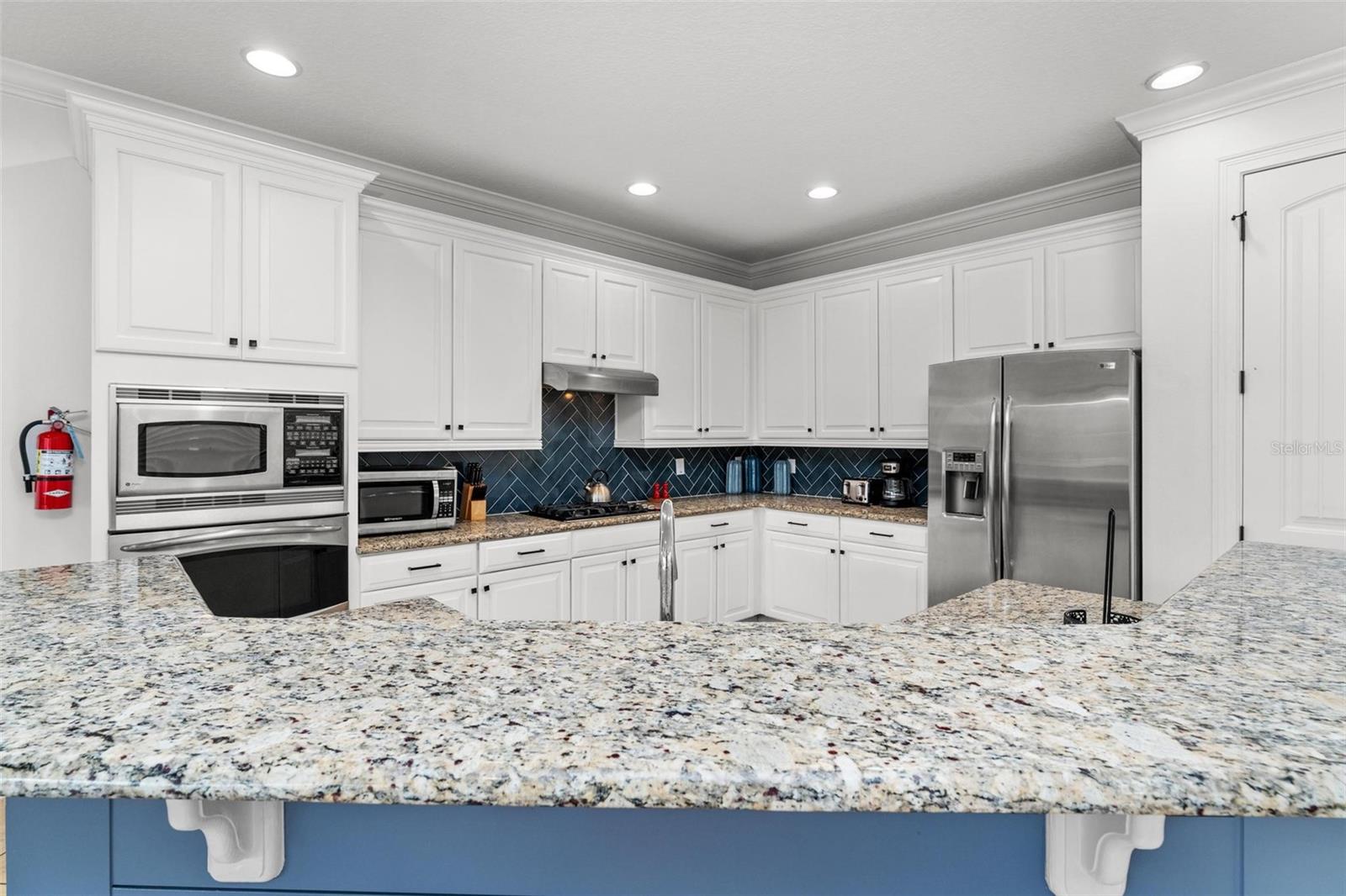 Image 43 of 81 For 1041 Castle Pines Court