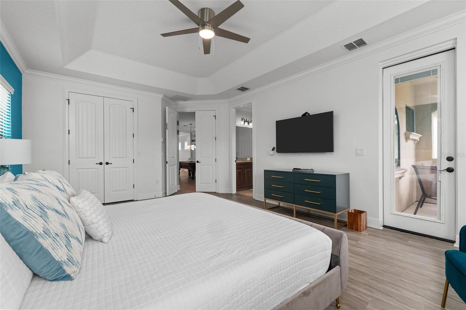 Image 53 of 81 For 1041 Castle Pines Court