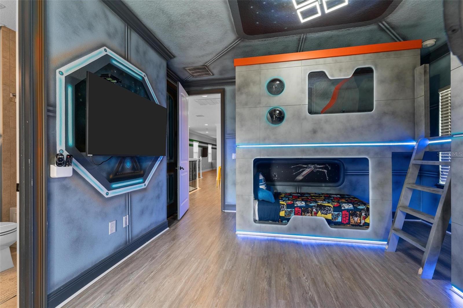 Image 61 of 81 For 1041 Castle Pines Court